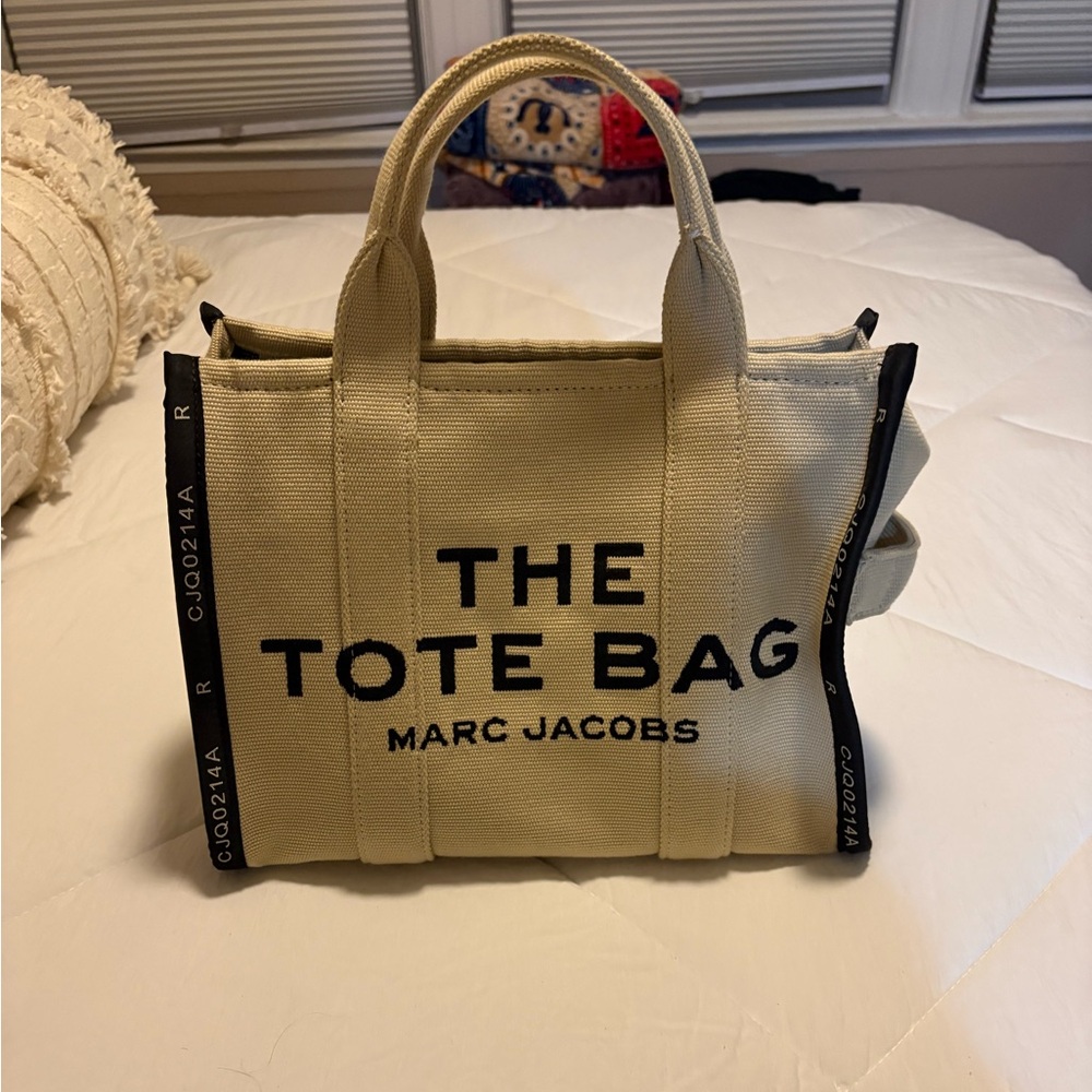 Marc Jacobs Cream and Black Tote Bag